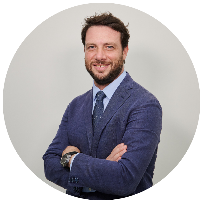 Dr. Andrea D'Amelio, chirurgo ortopedico specializzato in anca, bacino e traumatologia