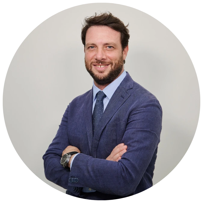 Dr. Andrea D'Amelio, chirurgo ortopedico specializzato in anca, bacino e traumatologia